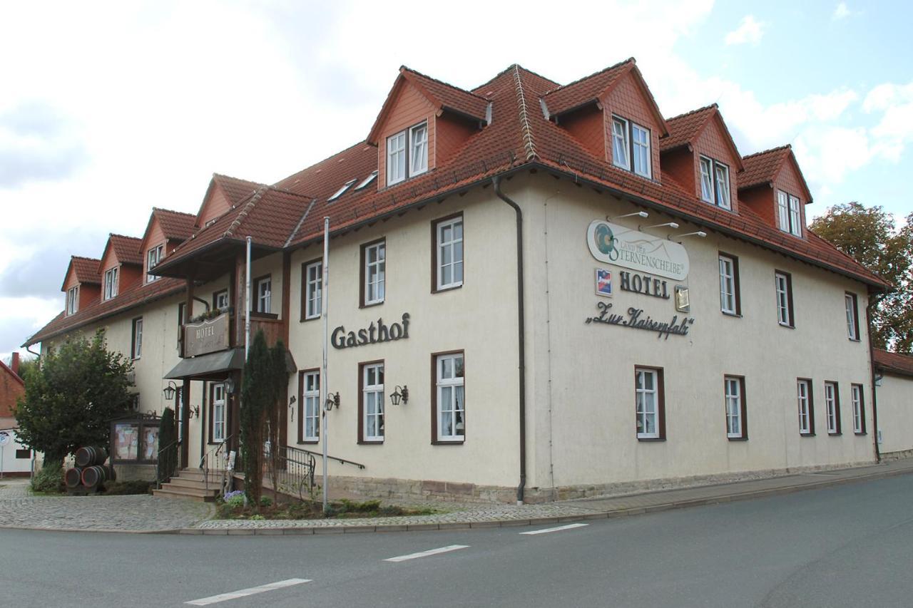 Zur Kaiserpfalz - Hotel•Spa•Camping Wohlmirstedt 外观 照片